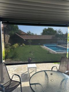 Chez le Colonel Pool House - 2