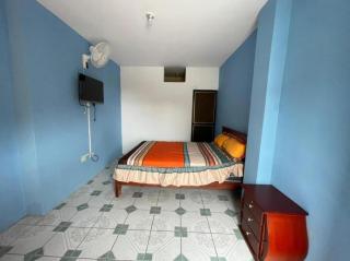 Hostal Everest - Santo Domingo de los Colorados - 3