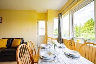 57 - Large Three Bed With Parking - Galway - 2