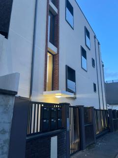 L'escale Parisienne - METRO 3 min, Proche JO, Direct au Louvre,Galeries Lafayette, Opéra, - 9