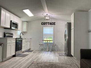 The Cottage 5 miles to UNCP - 5