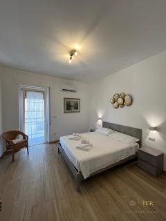 The Crown Rooms - 9
