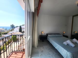 Villa Pinomar - Sleeps 8 - Burriana Beach - Nerja - 8