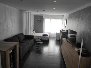 Au studio de Ronan - Fréjus - 0