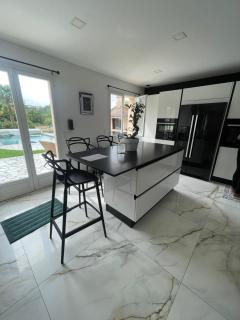Villa avec piscine chauffée à 40min de Paris - Saintry-sur-Seine - 7