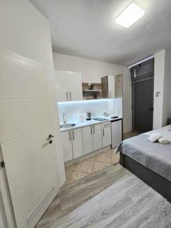 Cube Gray - Mostar - 5