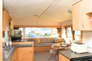The Elms, 6 Sleeper Trecco Bay Luxury Caravan Park - Newton - 8