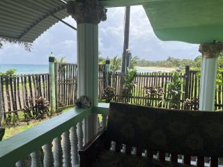 Hospedaje Rosa Del Mar & Sweets Cafe - Isla Grande del Maíz - 4
