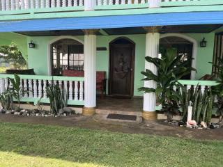 Hospedaje Rosa Del Mar & Sweets Cafe - Big Corn Island - 5