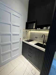 Elegant City Studio - 8