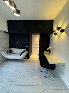 Elegant City Studio - 3