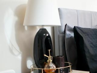 Modern Spacious Apartment in Digbeth with Balcony - Netflix, YouTube, Amazon TV, Superfast WiFi - Just 10 Mins to Birmingham Centre, Bullring, Train, Coach Station and Birmingham FC - Birmingham - 4