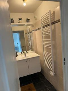 Charmant appartement près de la Défense et Paris - 7