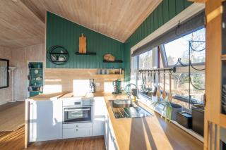 Selið Cottage - Traditional Icelandic Summerhouse with hot tub - 4