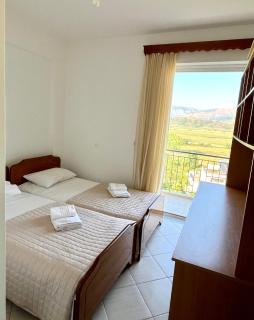 Tsaousi Apartments - - 9