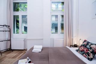 Brand NEW central AC apartment - Budapest - 3