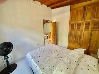 Beautiful 3B Apt 3 blocks away Mayorca mall - 1