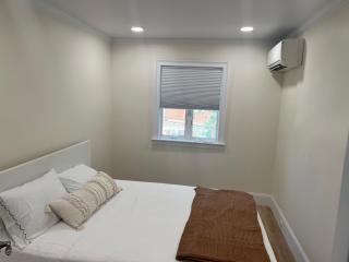 Perfect in NYC Woodside Queens - 3