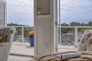 Coral Crest - 1