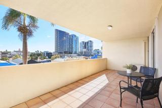 Inner-City 1-Bed with Pool & Spa - Brisbane - 7