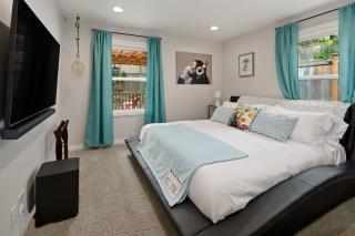 Blue Oasis with Amazing Olympic Views - 1