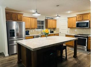Beautiful, Cozy home in Concord - Concord - 2