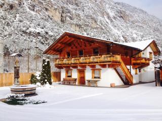 Inn-side ADVENTURE CABINS - 3