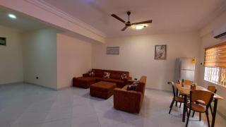 Executive 2 Bedroom Apartment - Ashalebotwe - 4