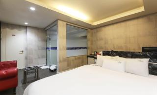 Songjeong V Hotel - Busan - 3