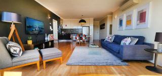 Contemporary Top Floor Apartment with City Views - 0