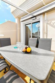 Calle Pola De Siero 38 , two bedroom apartment near Los Locos beach with large terrace and air conditioning in every room, - Torrevieja - 1