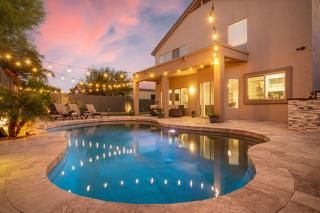 Luxury Homestyle Getaway Wpool, Gym, & Office - Scottsdale - 8