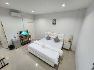 Da Airport Hotel - Nai Yang Beach - 9