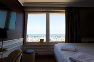 Hôtel Merveilleux Côté Mer - Dunkerque - 0