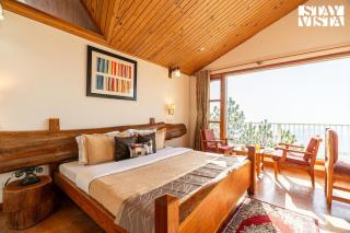 StayVista at The Rustic Retreat - 4BHK Valley View villa with Lawn, Bonfire - 6