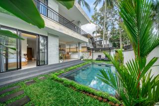 Hidden Gem Revealed - Book Now & Save on Your Brand New Ubud Jungle Villa 3BR! - Ubud - 3