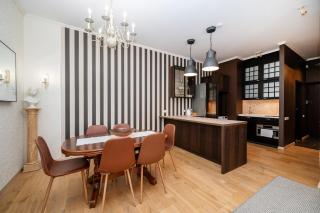 Spacious Apartment In Vilnius Old Town by Reside Baltic - 0