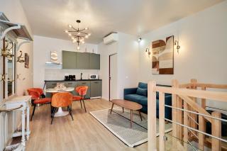 Residence centre de Paris by Studio prestige - 3