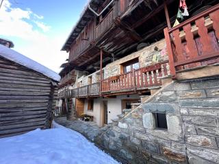 JOIVY Modern family chalet with stunning mountain views - Champoluc - 4