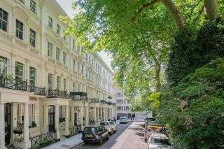 Beautiful 2-Bed Apartment with Private Elevator - Next To Winter Wonderland Hyde Park & Harrods - Londra - 8