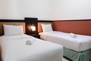 Simply 2BR (No Kitchen) at Apartment Marbella Suites Dago Pakar Bandung By Travelio - Bandung - 5
