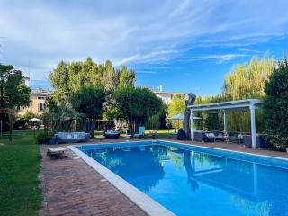 Torretta holiday house with a salt swimming pool - 1