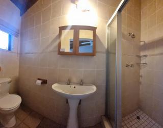 Sundown Beach House - Margate - 4