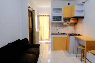 Good Choice 2BR at 12th Floor Gateway Ahmad Yani Cicadas Apartment By Travelio - Bandung - 4