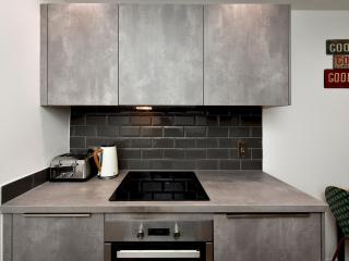 Pass the Keys Trendy 1 Bedroom Apartment - Cardiff - 1