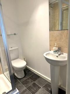 2 Bed ensuite with Balcony and Free onsite Secure Parking - Mánchester - 2