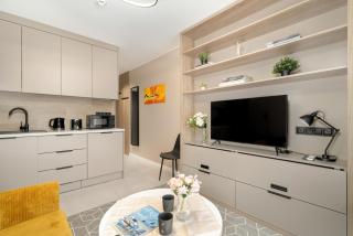 Nadolnik Studio Apartments with Balcony & AC by Rent like home - Poznan - 0