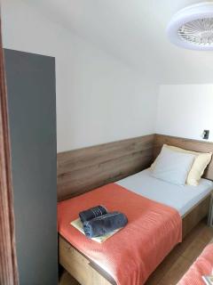 Apartment Grey - Mandre - 8