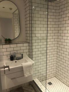 City Centre Studio with Patio - 4