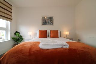 Signature - Oatlands House - Glasgow - 1